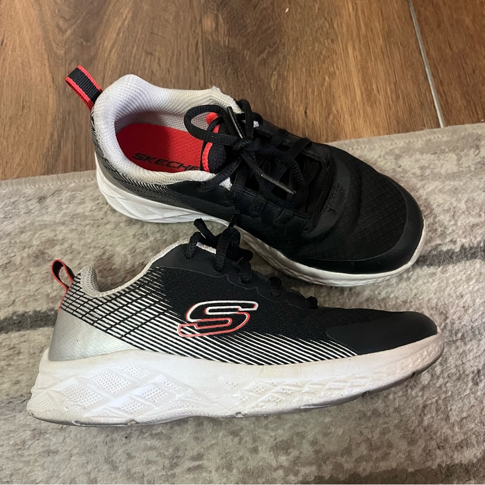 Skechers black and red sneakers, size 1